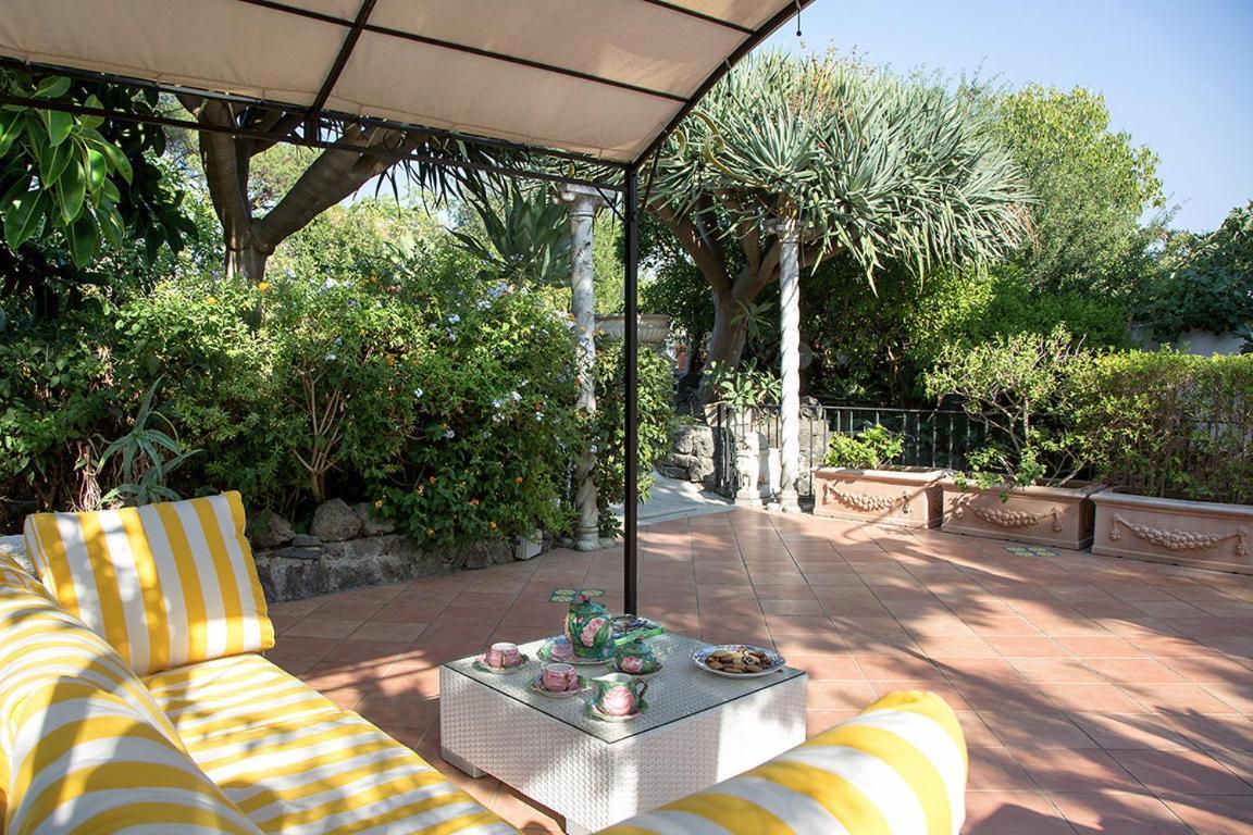 Villa Gianturco - Luxury In The Green Island Ίσκια Εξωτερικό φωτογραφία