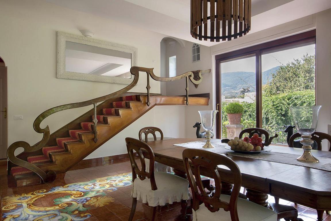 Villa Gianturco - Luxury In The Green Island Ίσκια Εξωτερικό φωτογραφία