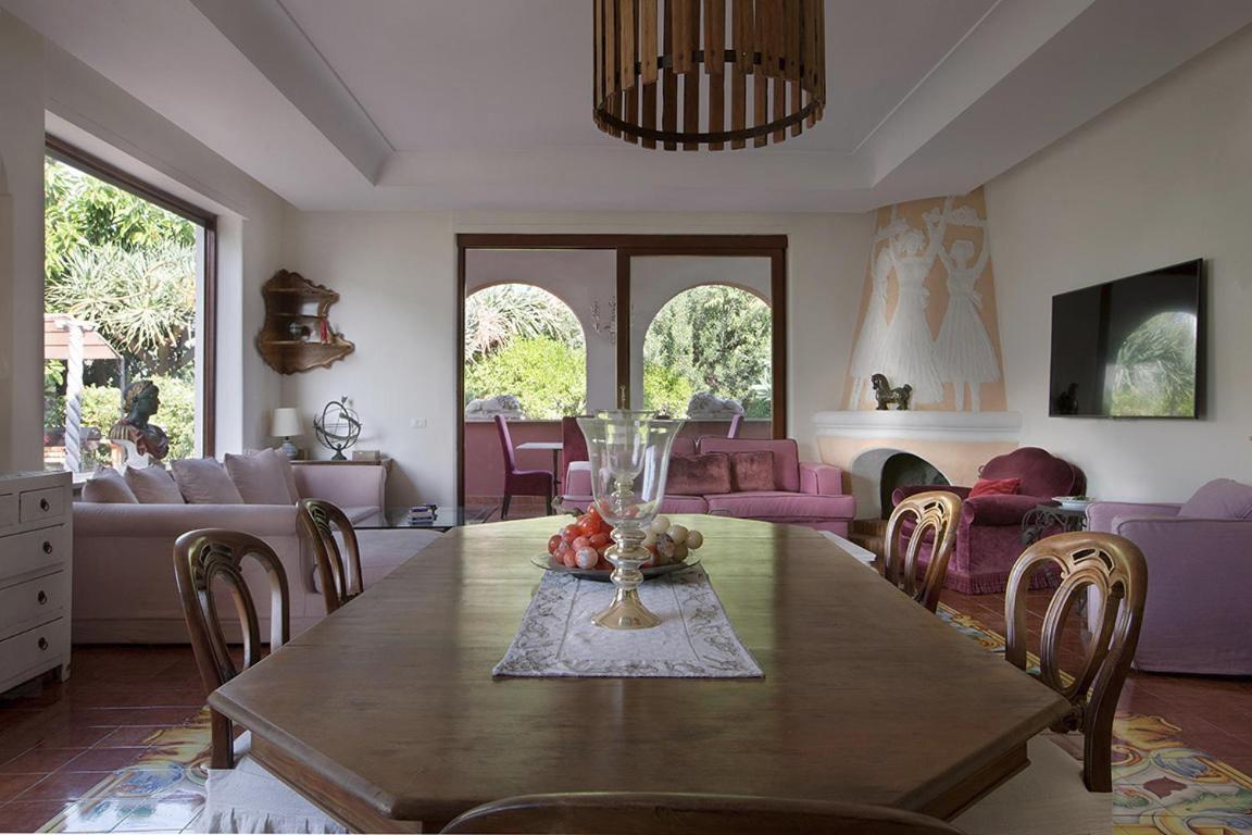 Villa Gianturco - Luxury In The Green Island Ίσκια Εξωτερικό φωτογραφία